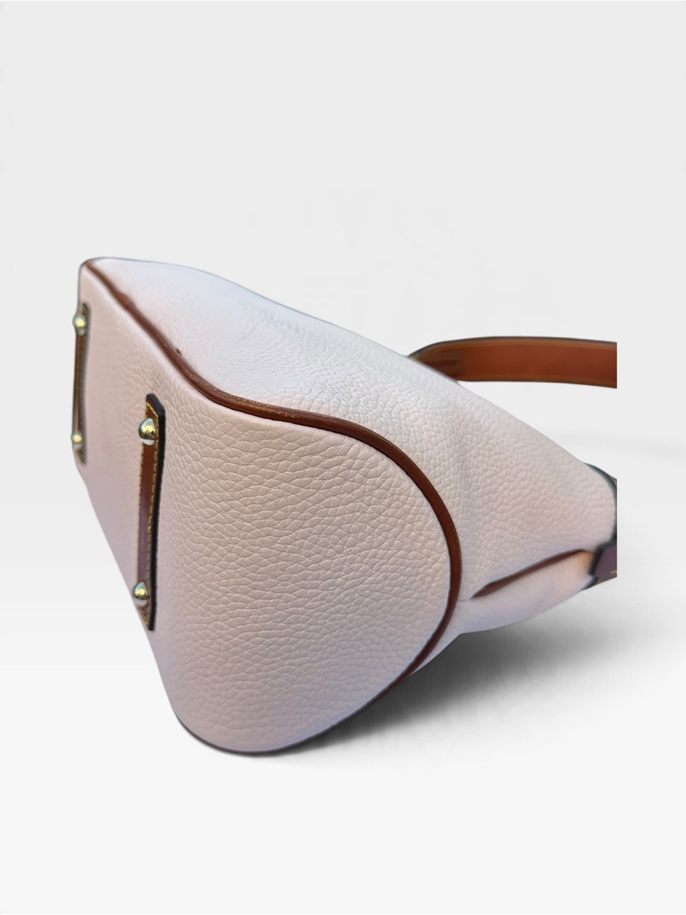 Dooney & Bourke Blush Pink Pebble Grain Leather Hobo Shoulder Bag. V2204120 - Picture 16 of 16